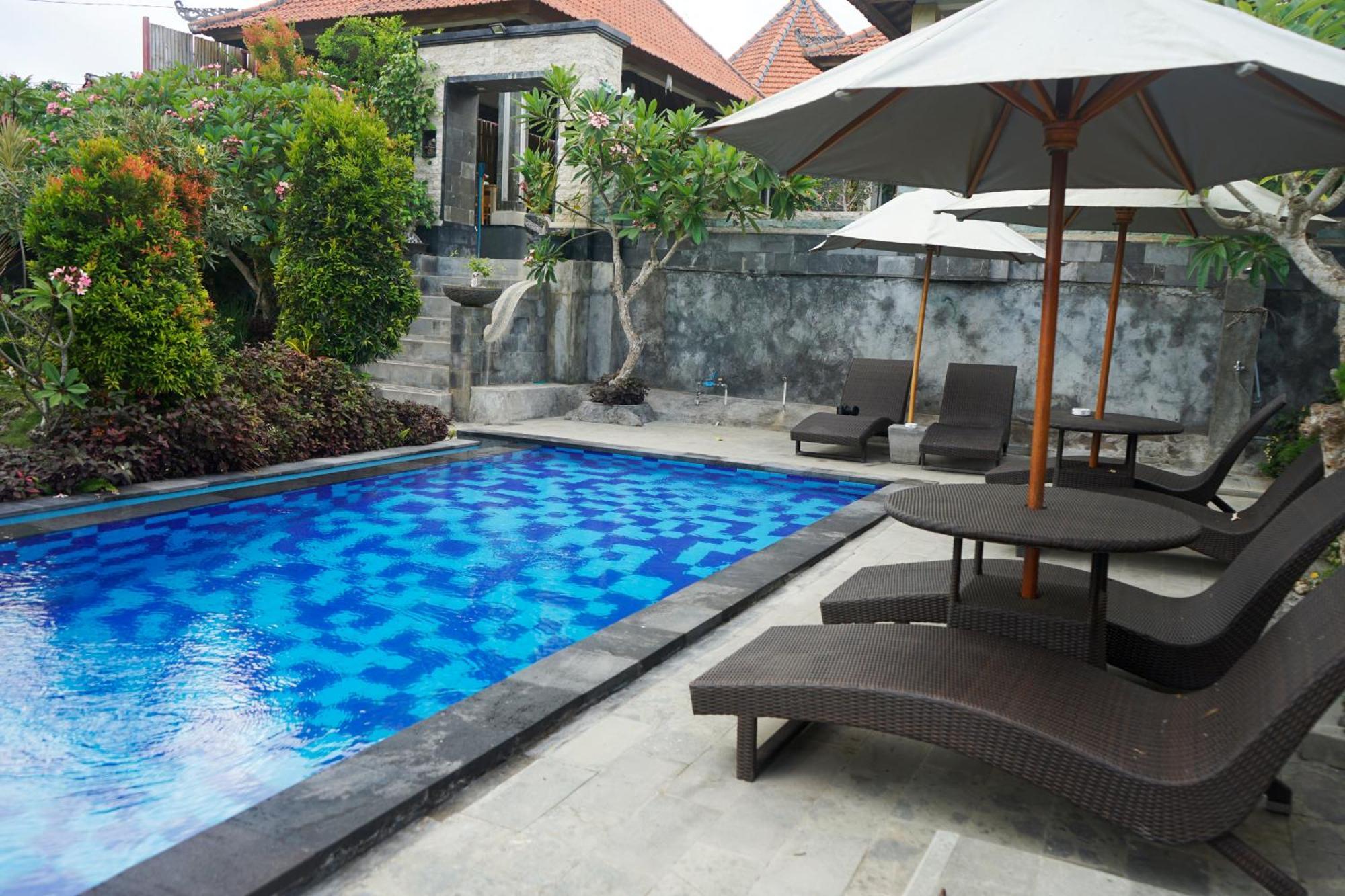 Villa Amari By Wizzela Batumadeg Exteriör bild